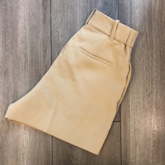 Wilfred anthem shorts in tan - Picture 4 of 4